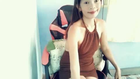 honey_mollyxx online show from April 4, 11:34 pm