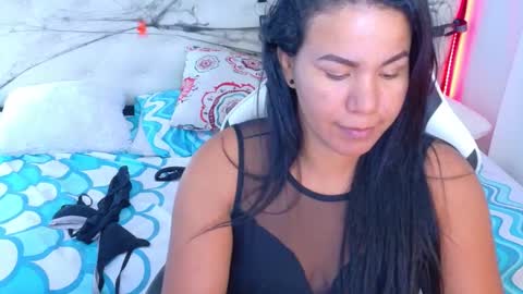 Violet online show from October 25, 9:19 am