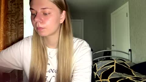 Klara online show from May 23, 8:32 am