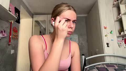 Klara online show from July 12, 12:52 pm
