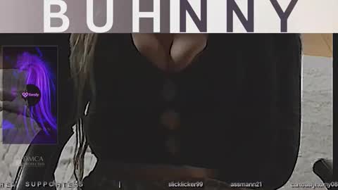 honeybuhnny online show from May 26, 2:17 am