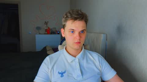 honeyl1ght online show from December 14, 3:51 pm