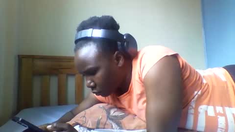 Honeymuny online show from November 21, 8:45 am