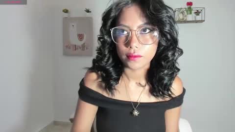 honney7516088 online show from March 2, 8:29 pm