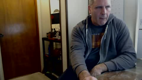 Jayson online show from February 25, 8:42 pm