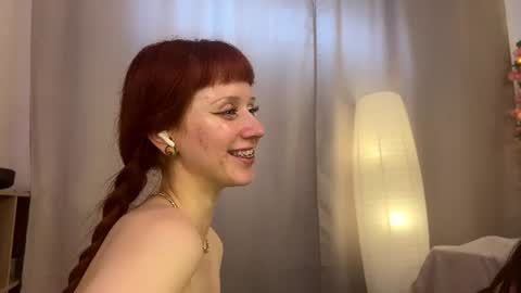 LINA AND VICKY online show from June 29, 10:15 am