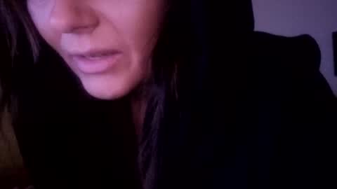 horneymomnextdoor online show from October 2, 4:11 am