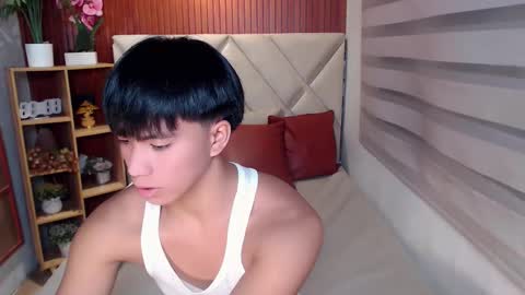 cum boy james online show from May 4, 1:01 am