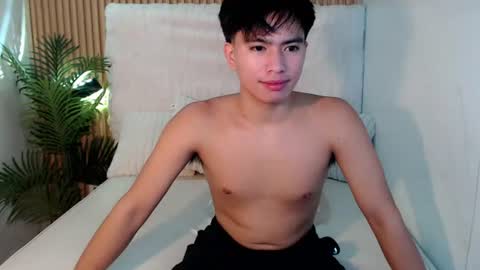cum boy james online show from July 9, 10:58 pm