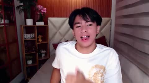 cum boy james online show from April 25, 12:51 pm