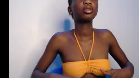 Snapshot of horny_pettie chatting on October 4, 8:45 am Anabel online show from October 4, 8:45 am