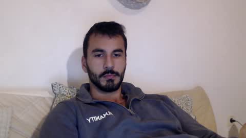 hornyasfuckk33 online show from December 18, 2:53 am