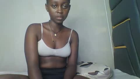 Bella online show from December 21, 5:19 pm