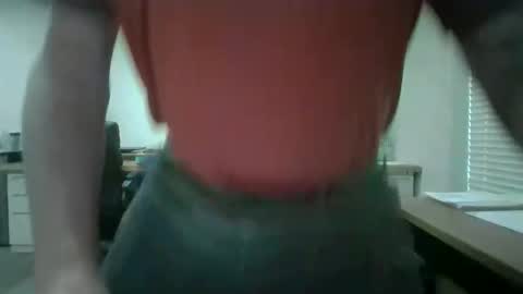 hornyhubby1001 online show from October 13, 1:46 pm