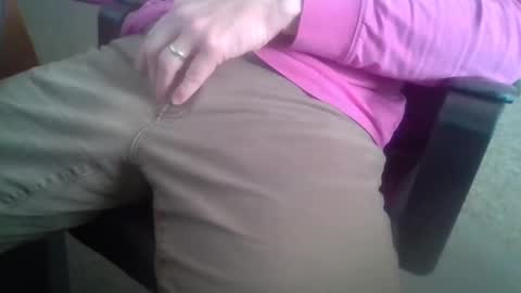 hornyhubby1001 online show from February 9, 8:11 pm