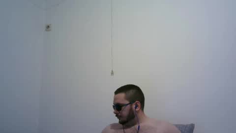 hornymonkey991 online show from May 31, 2:10 am