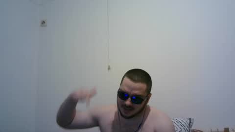 hornymonkey991 online show from May 22, 4:14 pm