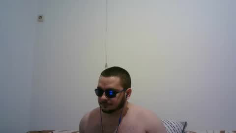 hornymonkey991 online show from May 30, 2:10 am