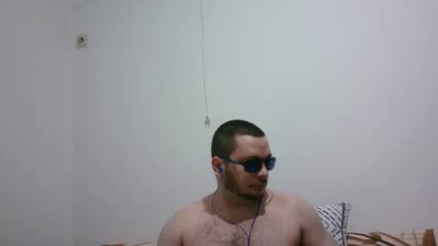 hornymonkey991 online show from May 2, 1:55 am