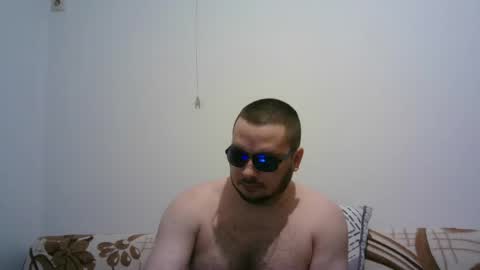 hornymonkey991 online show from May 19, 1:56 am