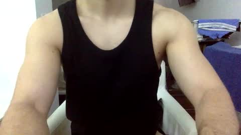 hornyspaniard93 online show from April 25, 1:41 pm