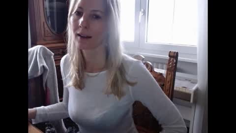 Hornyssima online show from November 16, 9:22 am