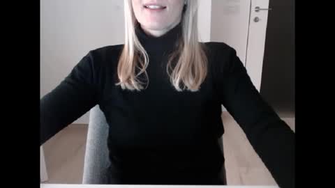 Hornyssima online show from January 11, 4:02 pm