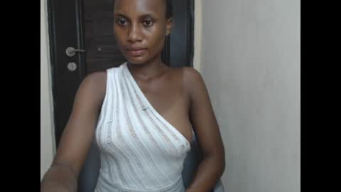 hornyxmamacita online show from April 9, 10:32 am