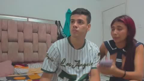 Snapshot of horrny_18_victoria chatting on October 18, 3:11 am ronald and victoria online show from October 18, 3:11 am