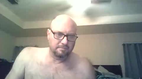 Snapshot of horsenamedcharlie chatting on November 2, 11:54 am Charles online show from November 2, 11:54 am