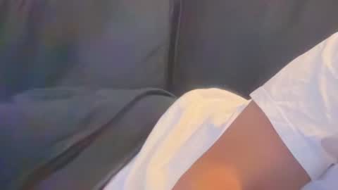 Snapshot of hot_boy_dutch chatting on December 4, 7:50 pm hot_boy_dutch online show from December 4, 7:50 pm