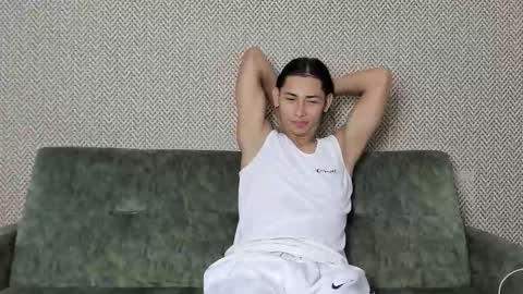 WILLY-JULIAN-GEORGE-YAYO-THIAGO-MOD HADES online show from September 9, 3:39 am