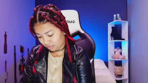 hot chocolate 4u online show from November 27, 12:02 pm