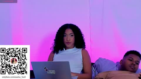 Hot Couple online show from November 11, 6:26 am