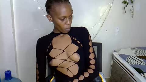 hot_dayne online show from November 28, 1:24 am