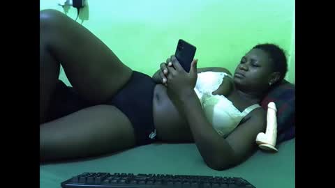 hot_girlly online show from November 26, 4:54 am