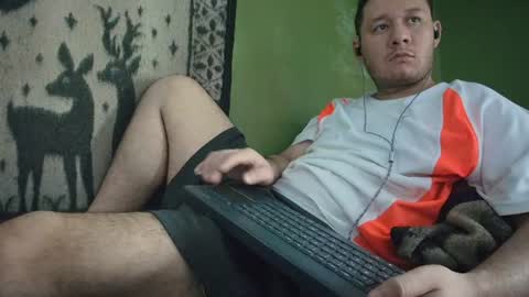 hot_guy36 online show from June 27, 4:24 pm