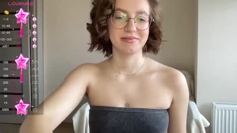 Lina online show from February 7, 8:55 am