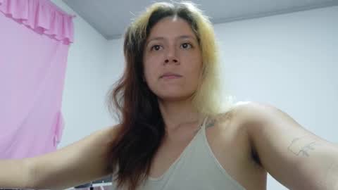 Mia online show from November 21, 10:19 pm