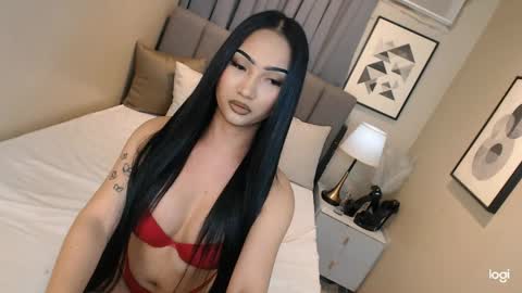 hot_nikki69 online show from April 3, 6:20 am