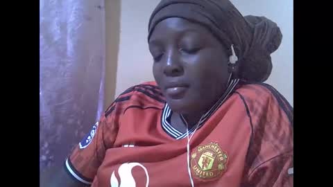 RAYLAH online show from January 16, 2:04 pm