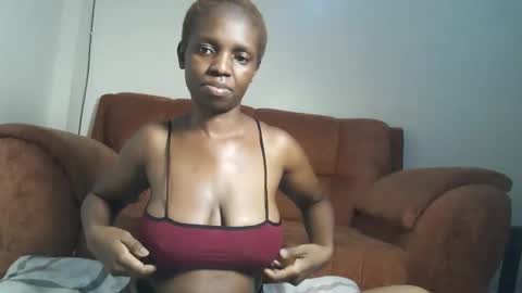 hot_sexxy_baby online show from March 24, 7:20 pm