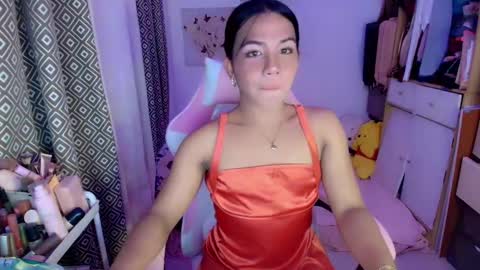 ZOE online show from April 22, 12:01 pm