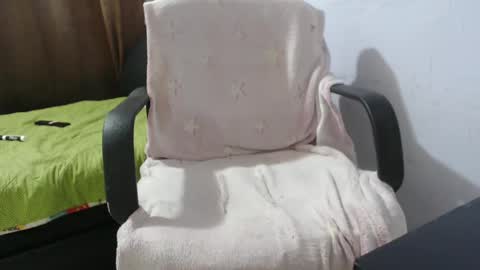 Hot and PowerHOPE U MISS ME online show from March 12, 2:30 am