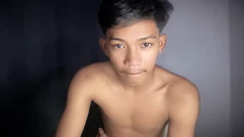 hotasian_jerome online show from February 20, 7:21 am
