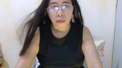 hotasianyue69 online show from June 14, 3:47 pm
