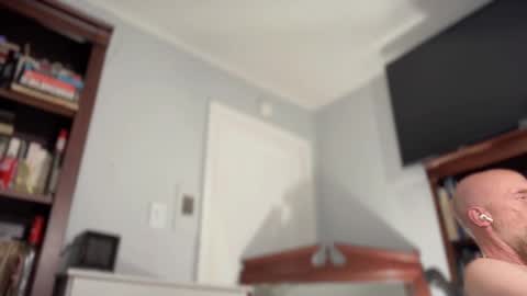 Pete Mitchell online show from October 25, 2:12 am