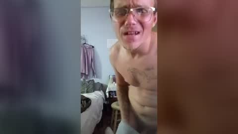 hotboy02219 online show from June 23, 7:09 pm