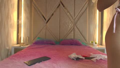 hotcouple_222 online show from February 26, 7:34 am