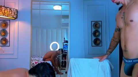 Hussain   aaron and Ekko online show from October 31, 1:33 pm